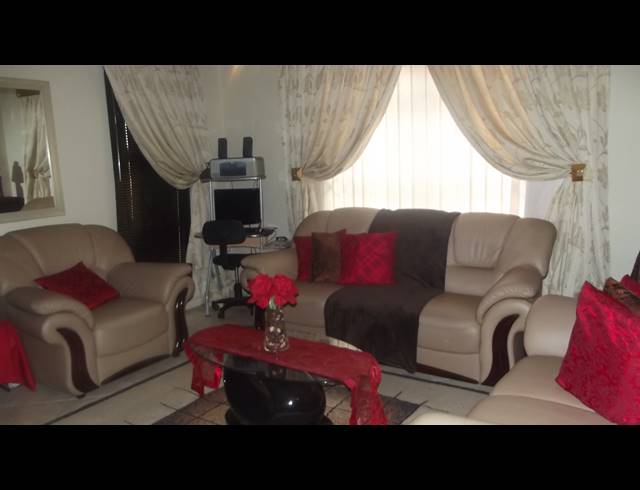 2 BEDROOM HOUSE TO LET IN GOUDRAND